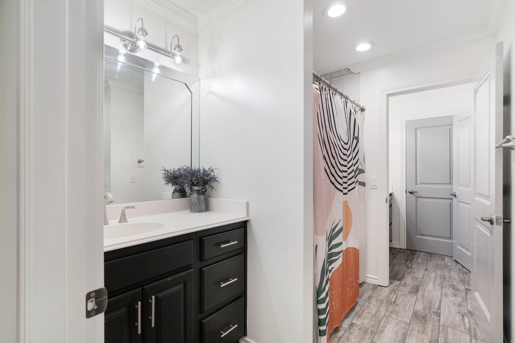 Paris, Texas, 75462, United States, 5 Bedrooms Bedrooms, ,4 BathroomsBathrooms,Residential,For Sale,1977755