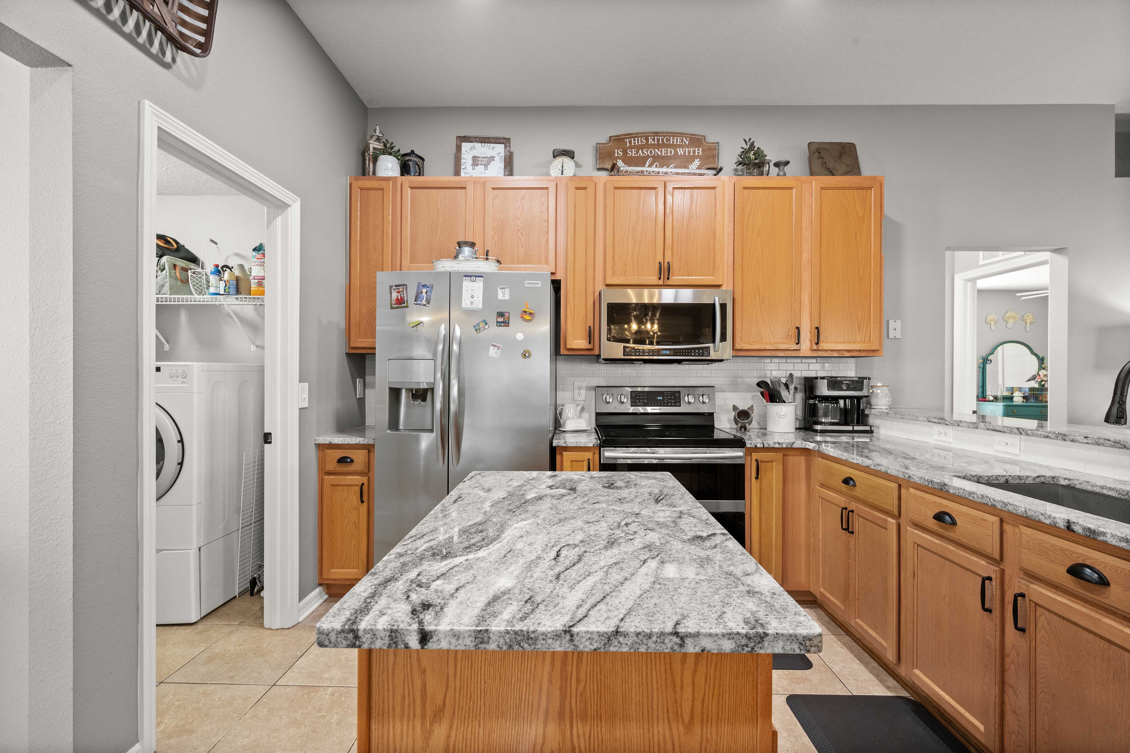 Plant City, Florida, 33567, United States, 4 Bedrooms Bedrooms, ,3 BathroomsBathrooms,Residential,For Sale,1974682