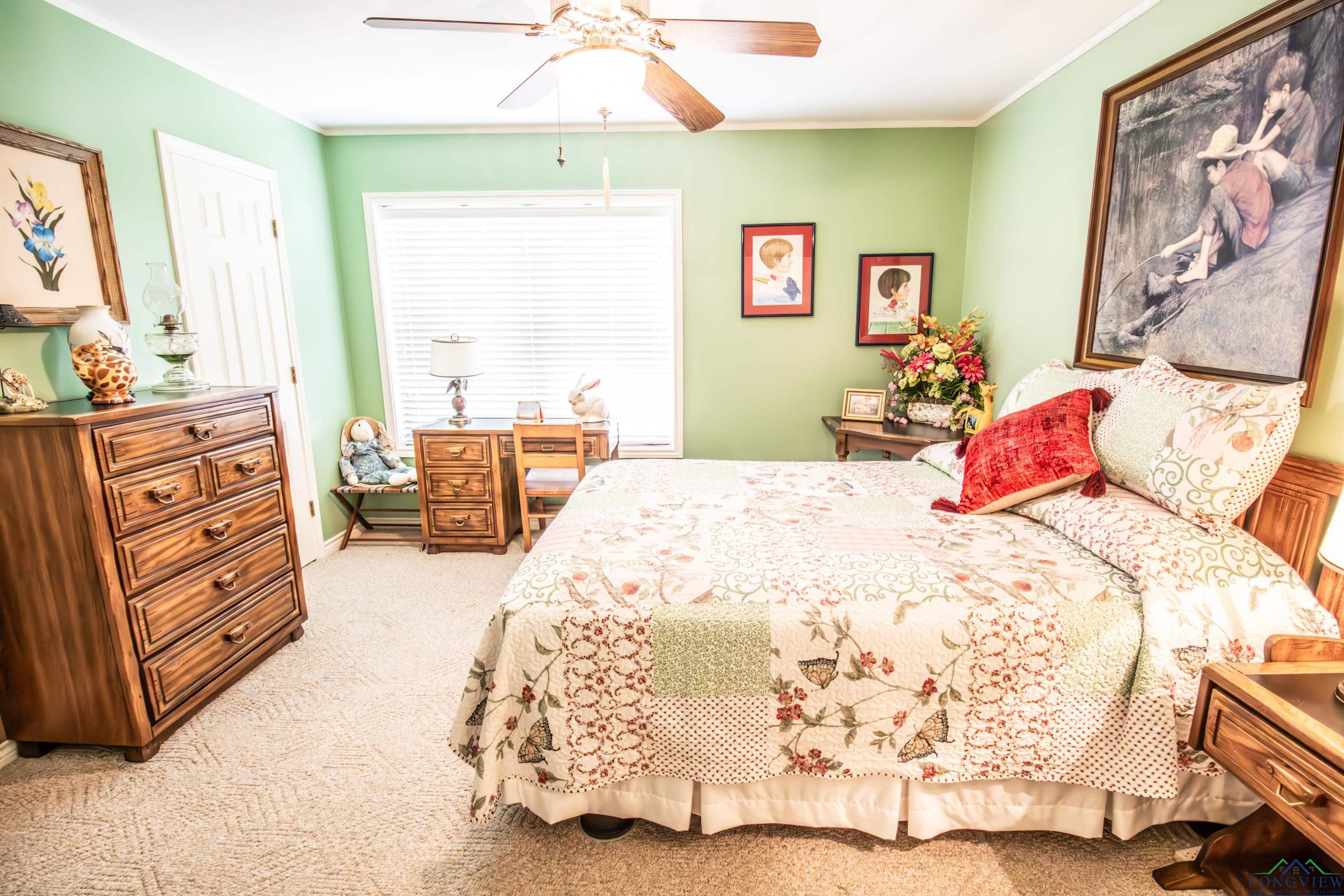 Karnack, Texas, 75661, United States, 4 Bedrooms Bedrooms, ,2 BathroomsBathrooms,Residential,For Sale,1979700