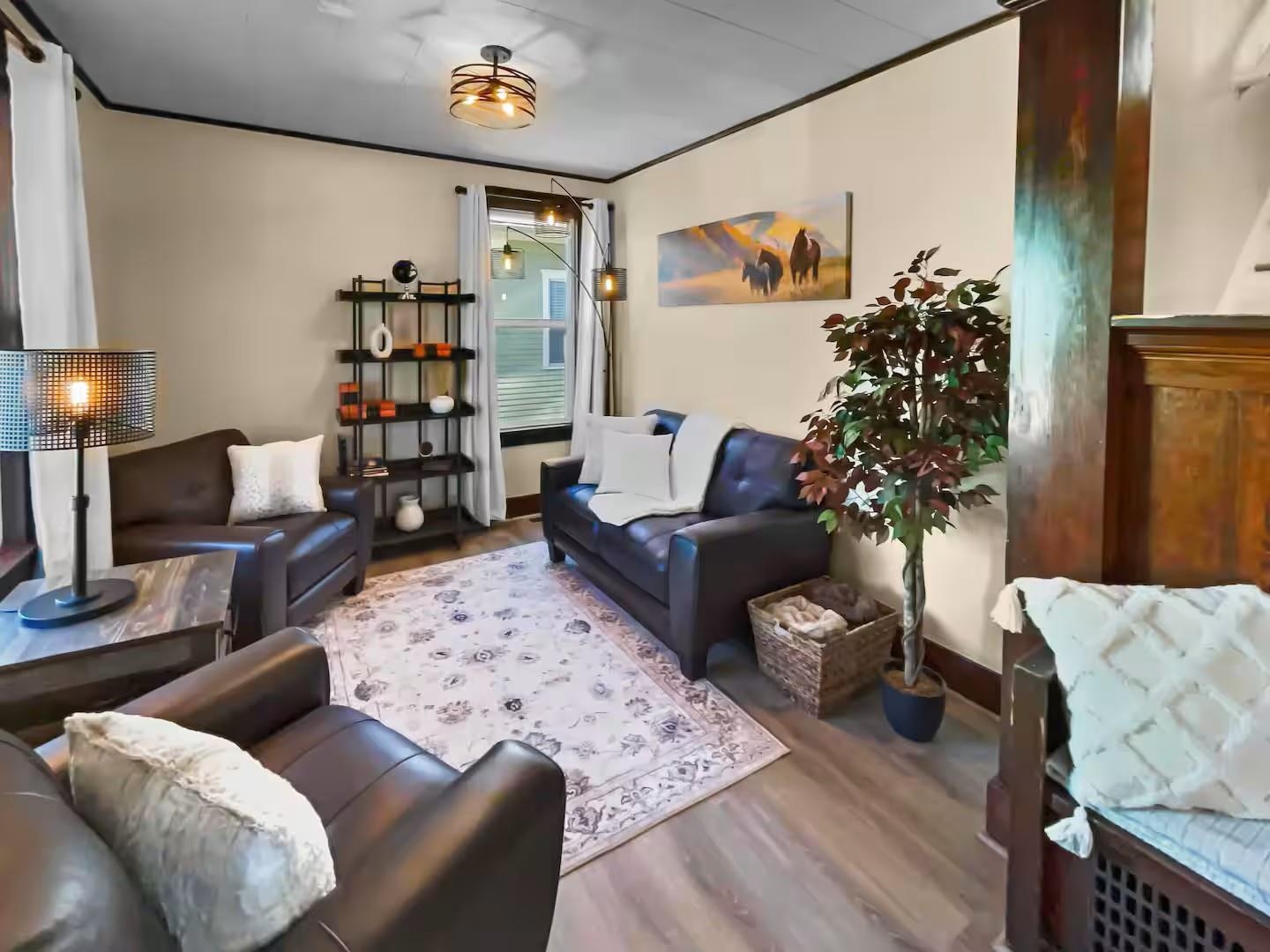 Grand Junction, Colorado, 81501, United States, 8 Bedrooms Bedrooms, ,3 BathroomsBathrooms,Residential,For Sale,1908263