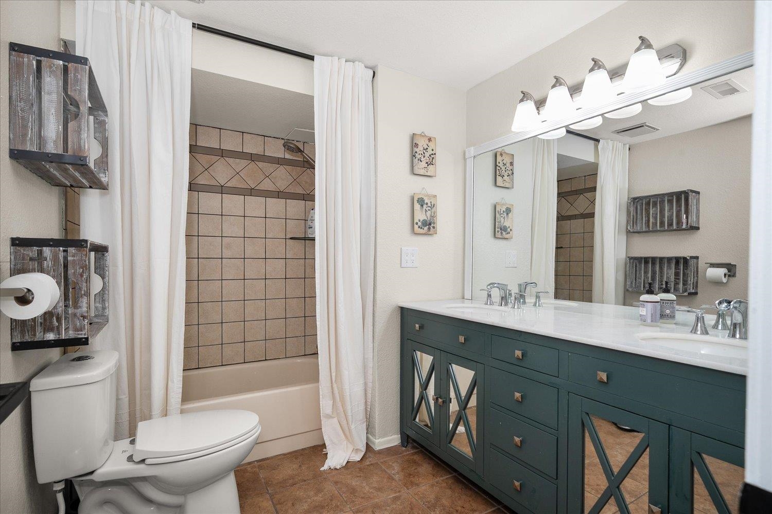 Colbert, Washington, 99005, United States, 5 Bedrooms Bedrooms, ,3 BathroomsBathrooms,Residential,For Sale,1998044