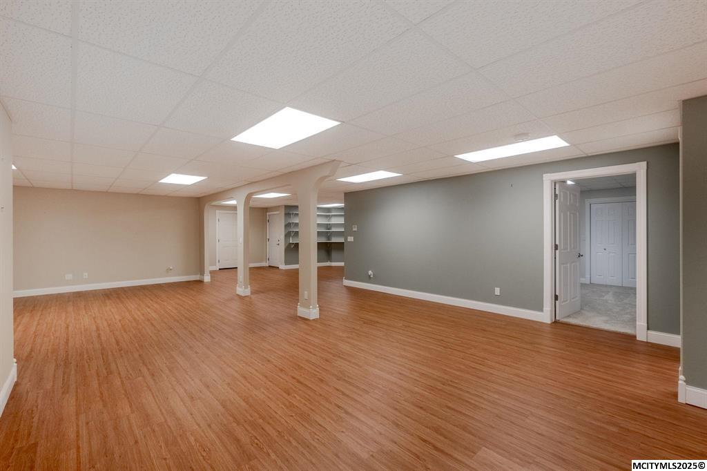 Mason City, Iowa, 50401, United States, 5 Bedrooms Bedrooms, ,4 BathroomsBathrooms,Residential,For Sale,1973709