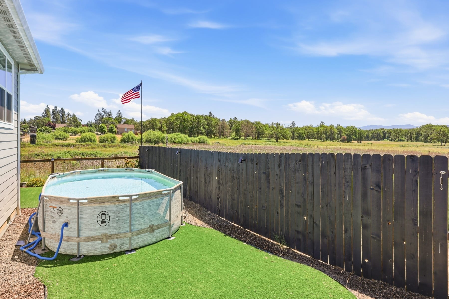  37 Terra Linda Court Eagle Point, OR 97524 - 物件實景