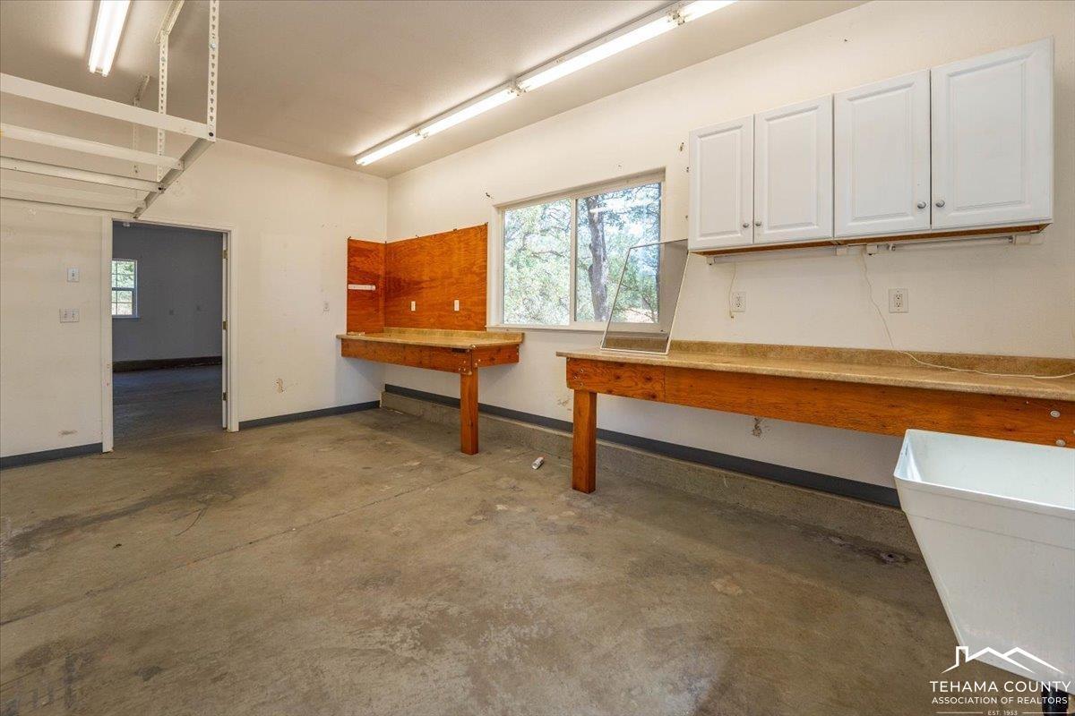 Cottonwood, California, 96080, United States, 3 Bedrooms Bedrooms, ,2 BathroomsBathrooms,Residential,For Sale,1942274