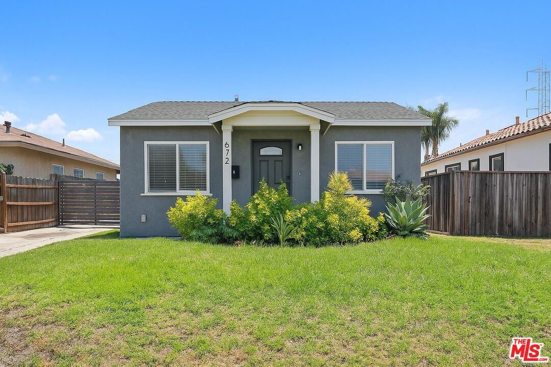 Los Angeles, California, 90059, United States, 2 Bedrooms Bedrooms, ,1 BathroomBathrooms,Residential,For Sale,1847289
