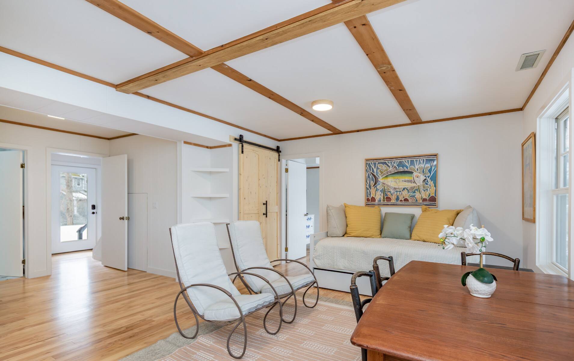  Southampton Cove Retreat - Renovated 3BR with Water Views - 物件實景