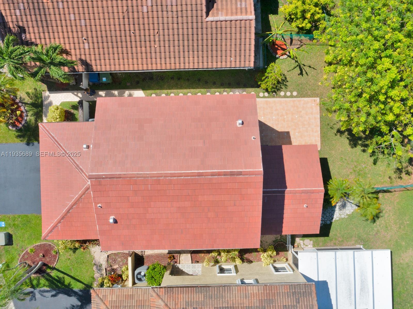 Pembroke Pines, Florida, 33029, United States, 3 Bedrooms Bedrooms, ,2 BathroomsBathrooms,Residential,For Sale,2006378