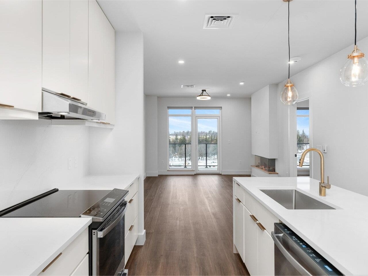 Burlington, Vermont, 05401, United States, 1 Bedroom Bedrooms, ,Residential,For Sale,1776931
