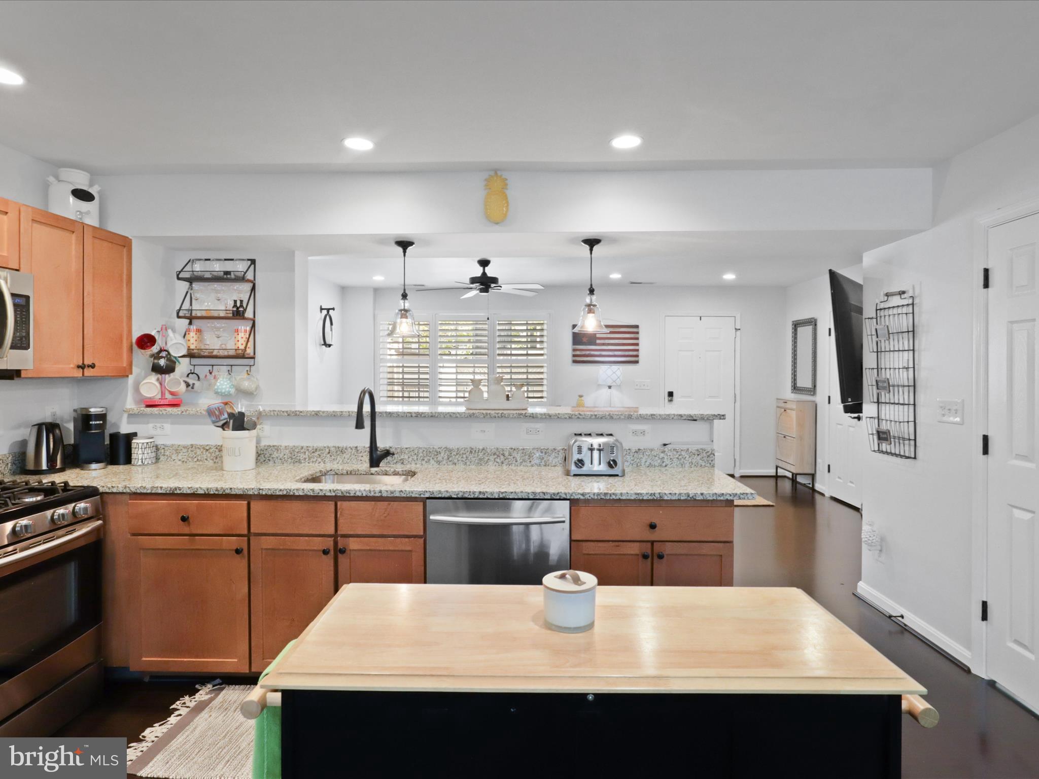 Alexandria, Virginia, 22304, United States, 3 Bedrooms Bedrooms, ,3 BathroomsBathrooms,Residential,For Sale,1982679