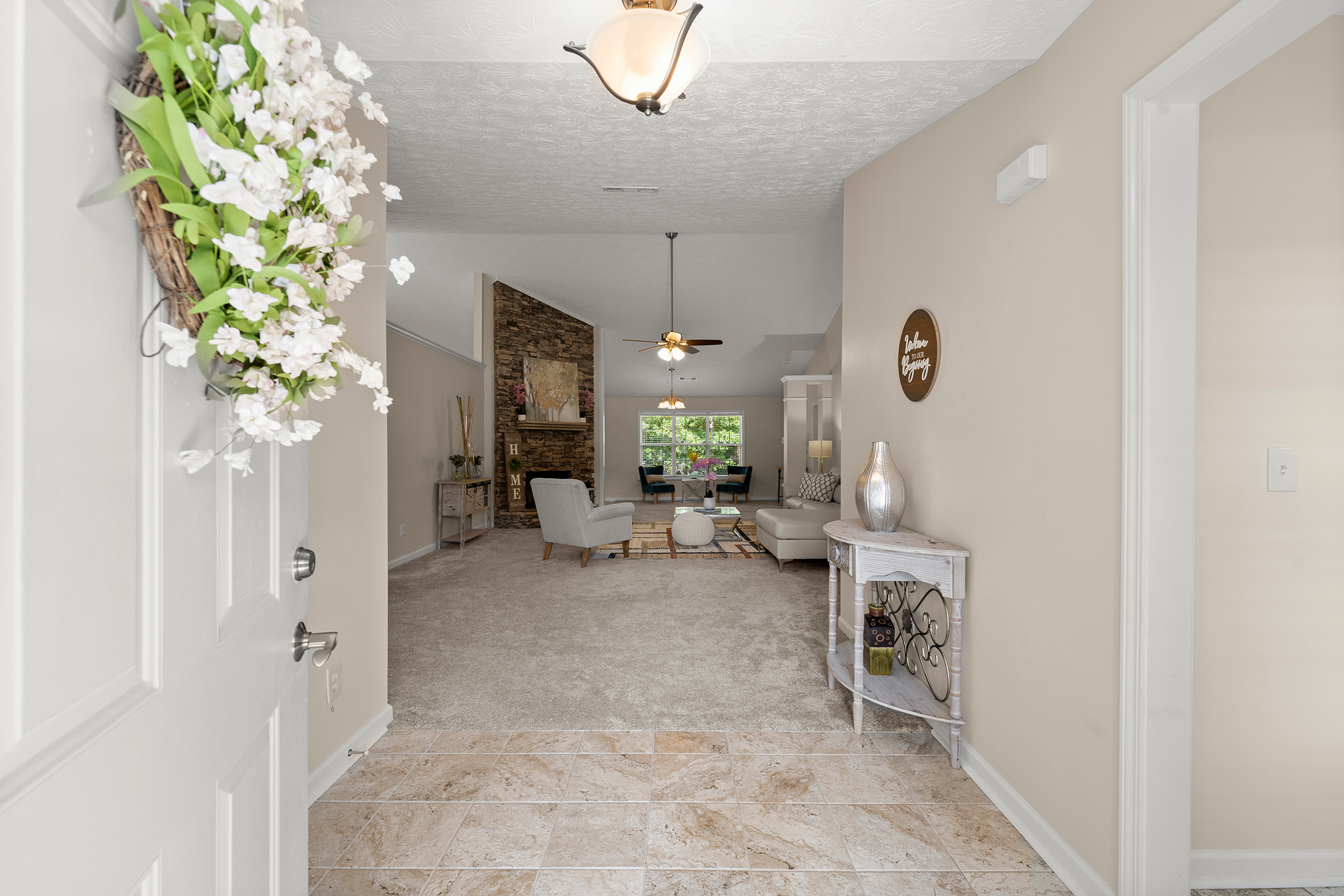  Immaculately Maintained, Brick-Front, Step-Less Ranch Home - 物件實景