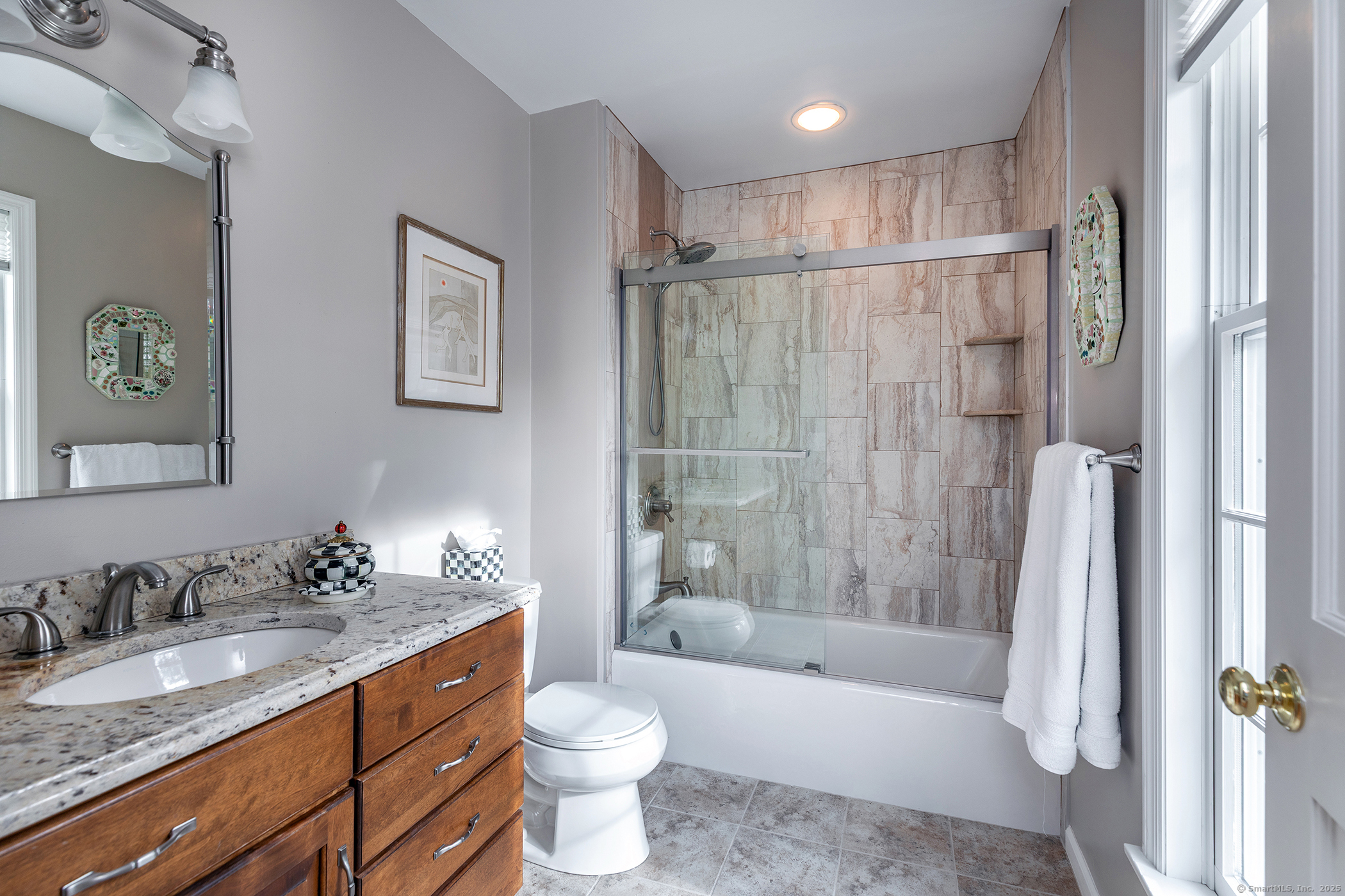 New Fairfield, Connecticut, 06812, United States, 4 Bedrooms Bedrooms, ,6 BathroomsBathrooms,Residential,For Sale,1949816