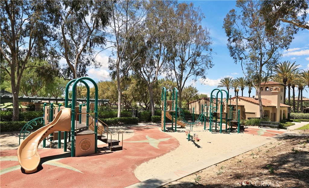 Irvine, California, 92602, United States, 3 Bedrooms Bedrooms, ,2 BathroomsBathrooms,Residential,For Sale,1992045