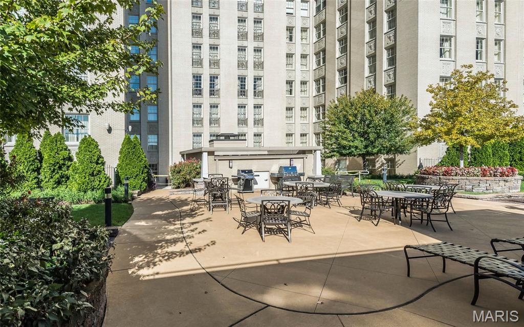 St Louis, Missouri, 63108, United States, 1 Bedroom Bedrooms, ,1 BathroomBathrooms,Residential,For Sale,1826533