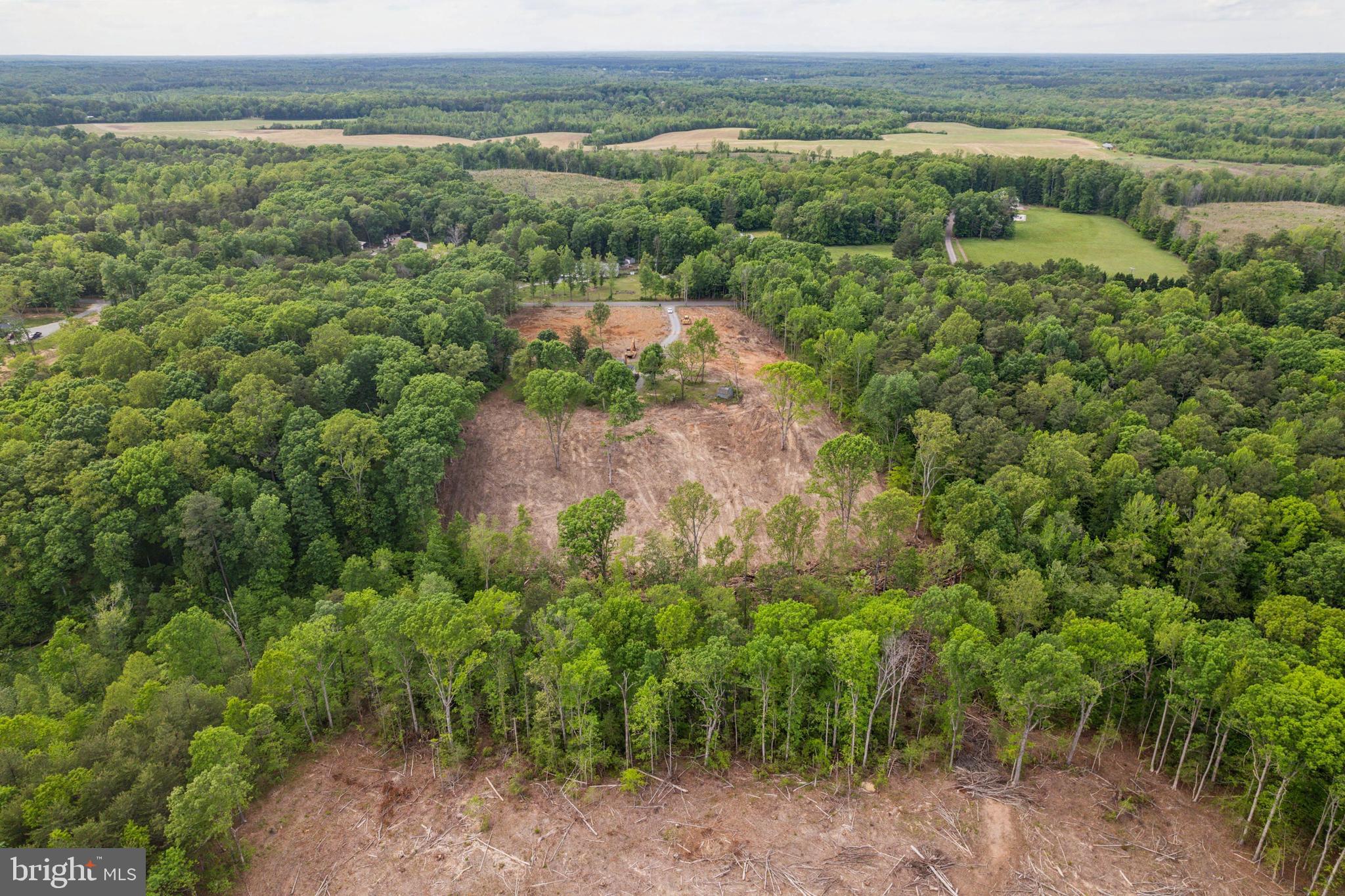 Ruther Glen, Virginia, 22546, United States, 3 Bedrooms Bedrooms, ,2 BathroomsBathrooms,Residential,For Sale,1937114