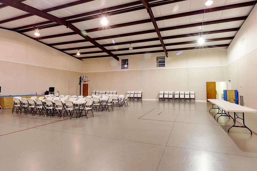 Headland, Alabama, 36345, United States, 5 Bedrooms Bedrooms, ,2 BathroomsBathrooms,Residential,For Sale,1991013