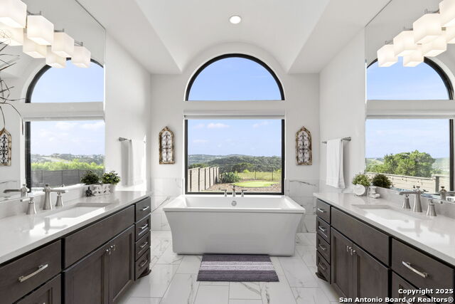 Boerne, Texas, 78006, United States, 4 Bedrooms Bedrooms, ,4 BathroomsBathrooms,Residential,For Sale,1895831
