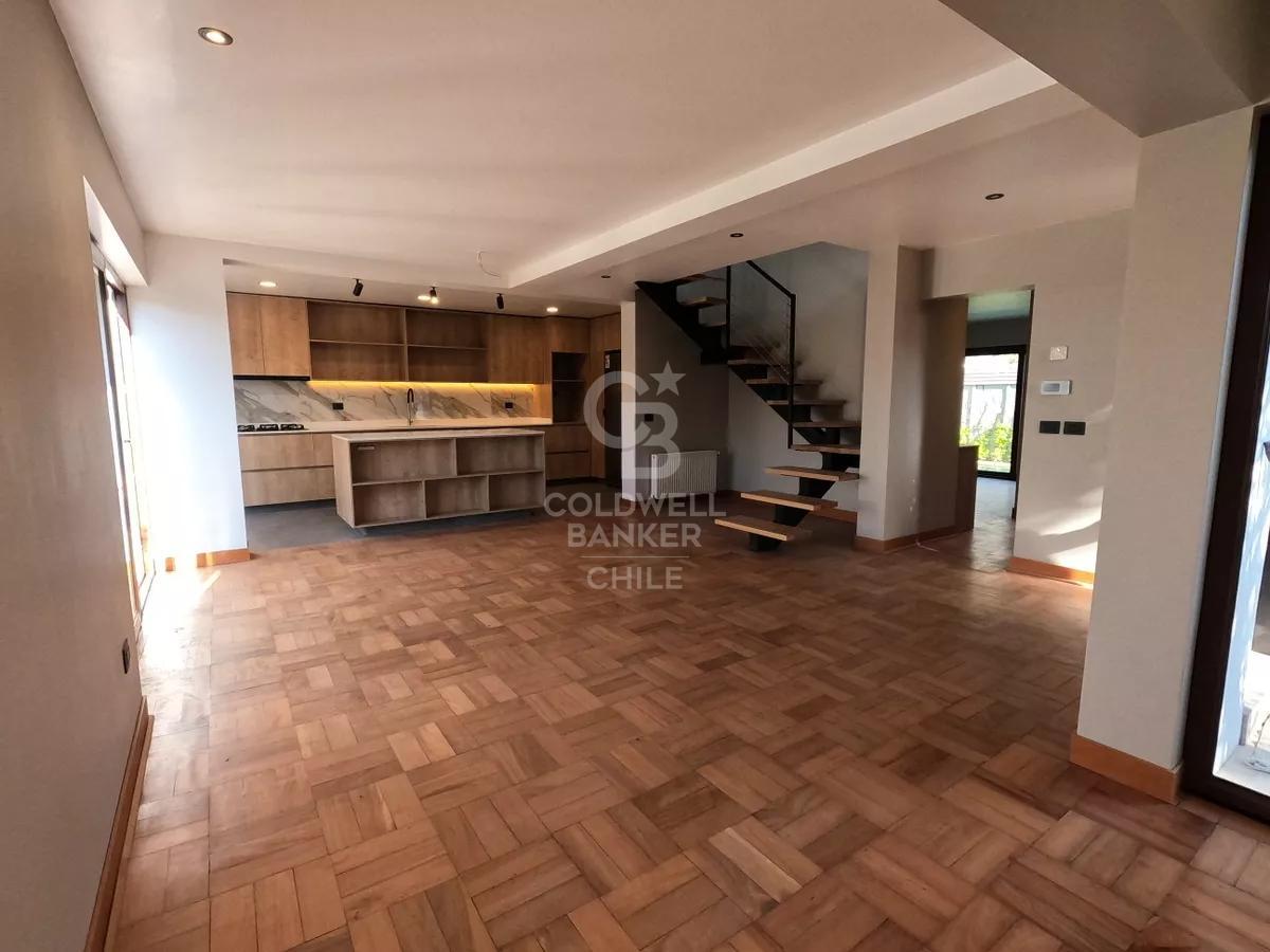 Vitacura, Chile, 3 Bedrooms Bedrooms, ,3 BathroomsBathrooms,Residential,For Sale,1901208
