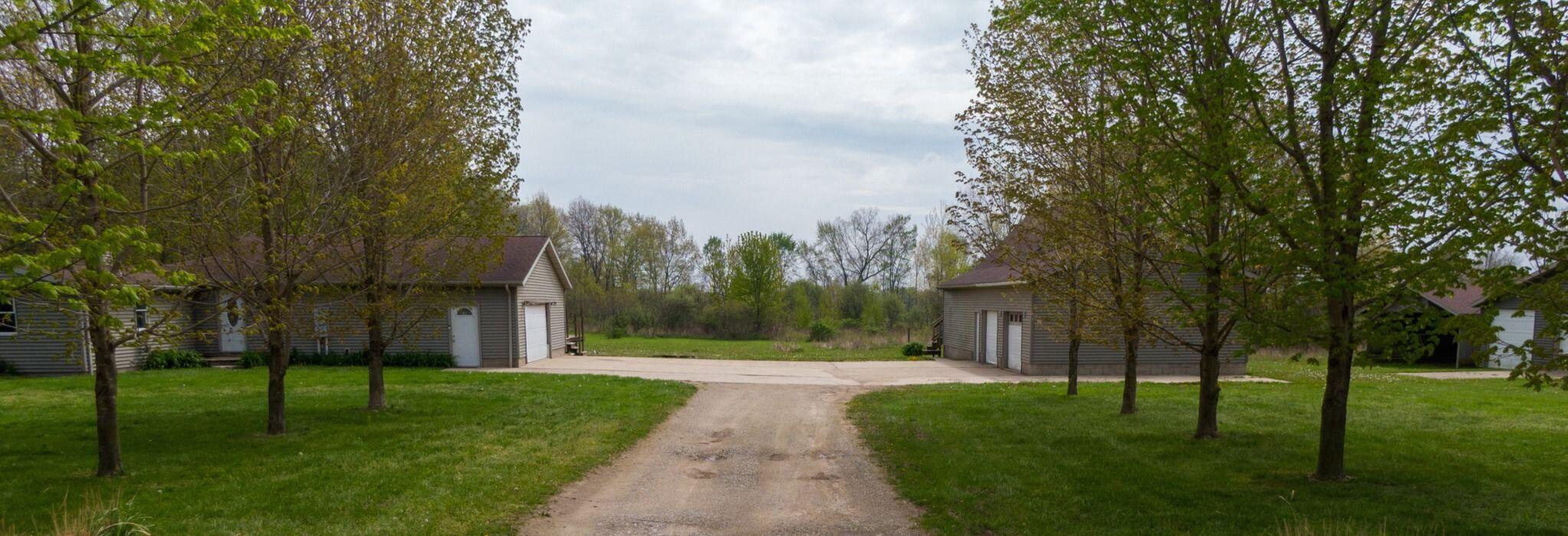 Three Oaks, Michigan, 49128, United States, 3 Bedrooms Bedrooms, ,2 BathroomsBathrooms,Residential,For Sale,1806121