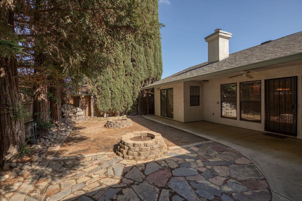 Oakdale, California, 95361, United States, 2 Bedrooms Bedrooms, ,3 BathroomsBathrooms,Residential,For Sale,1978297