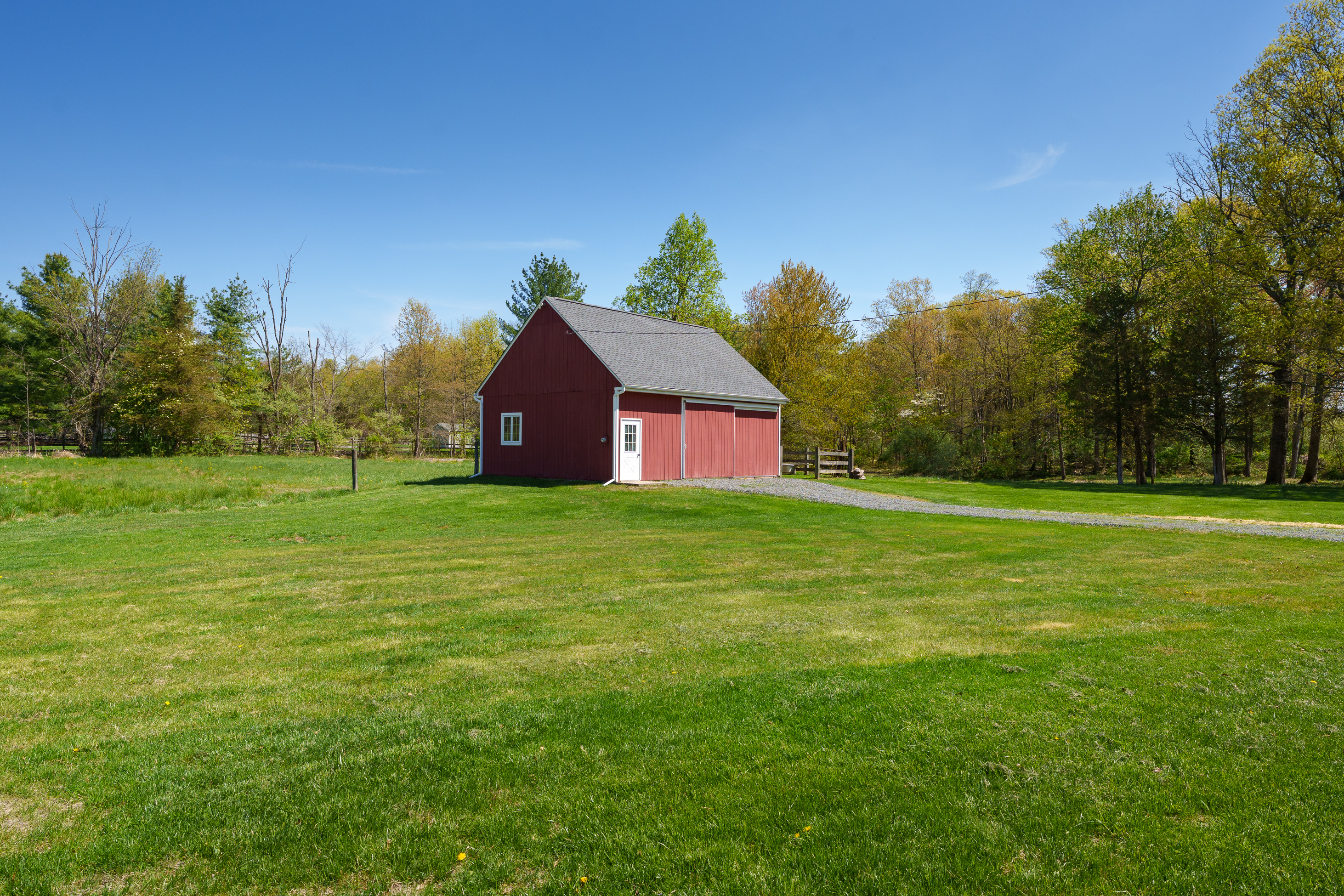  Water and Woodland Views - Magic in Ever Direction - 物件實景