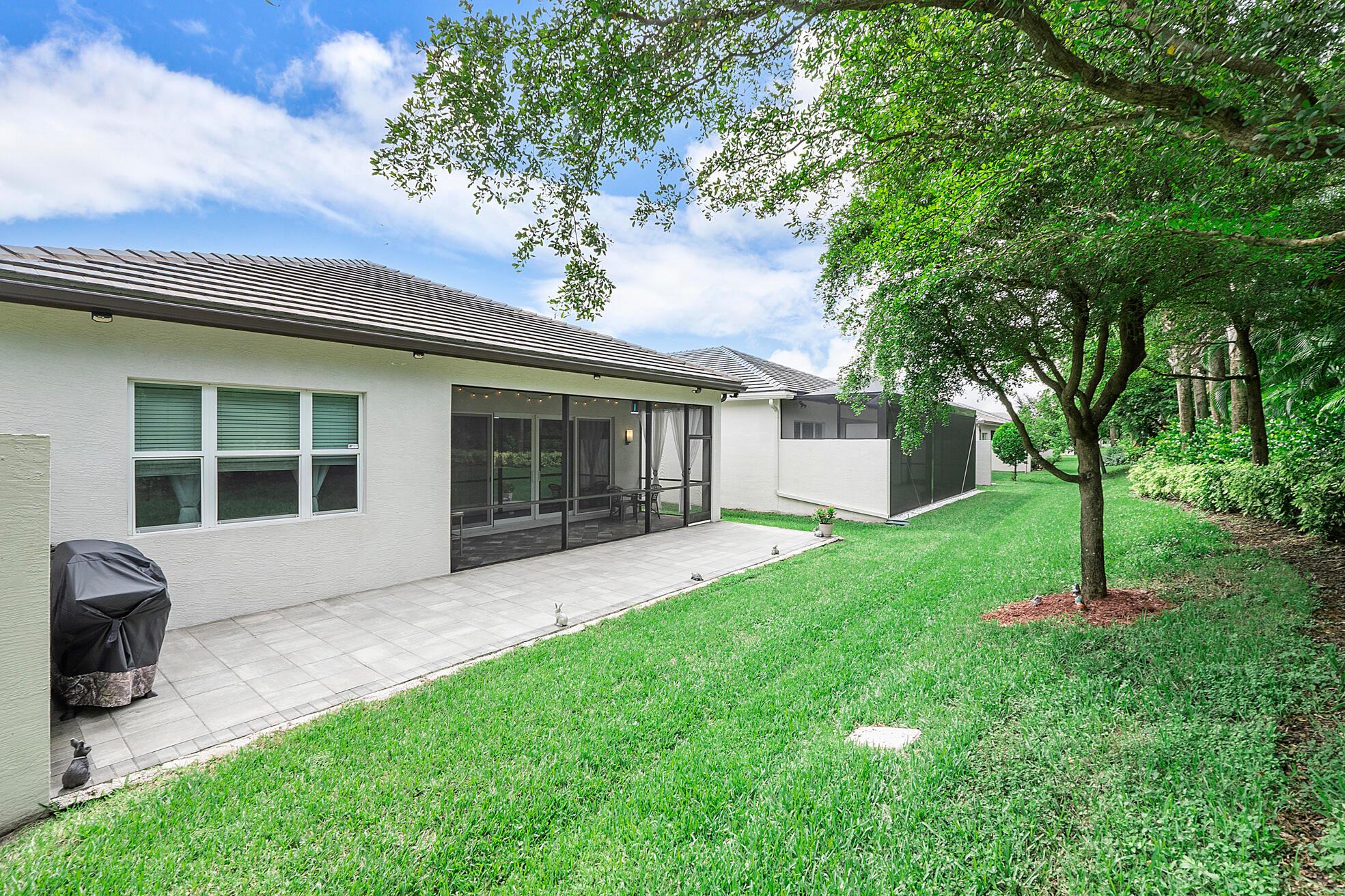 Boynton Beach, Florida, 33473, United States, 2 Bedrooms Bedrooms, ,2 BathroomsBathrooms,Residential,For Sale,1900739