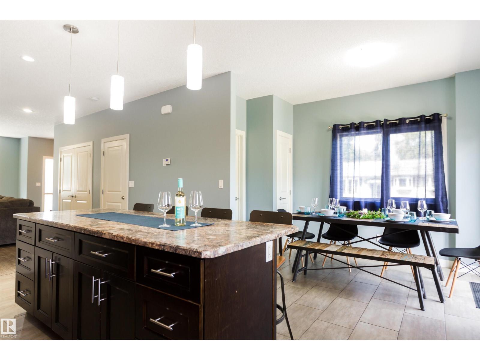 EDMONTON, Alberta, T5R 1N1, CA, 5 Bedrooms Bedrooms, ,3 BathroomsBathrooms,Residential,For Sale,1913571