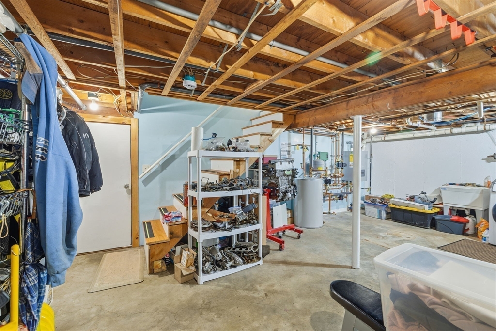 Lowell, Massachusetts, 01852, United States, 3 Bedrooms Bedrooms, ,3 BathroomsBathrooms,Residential,For Sale,2001570