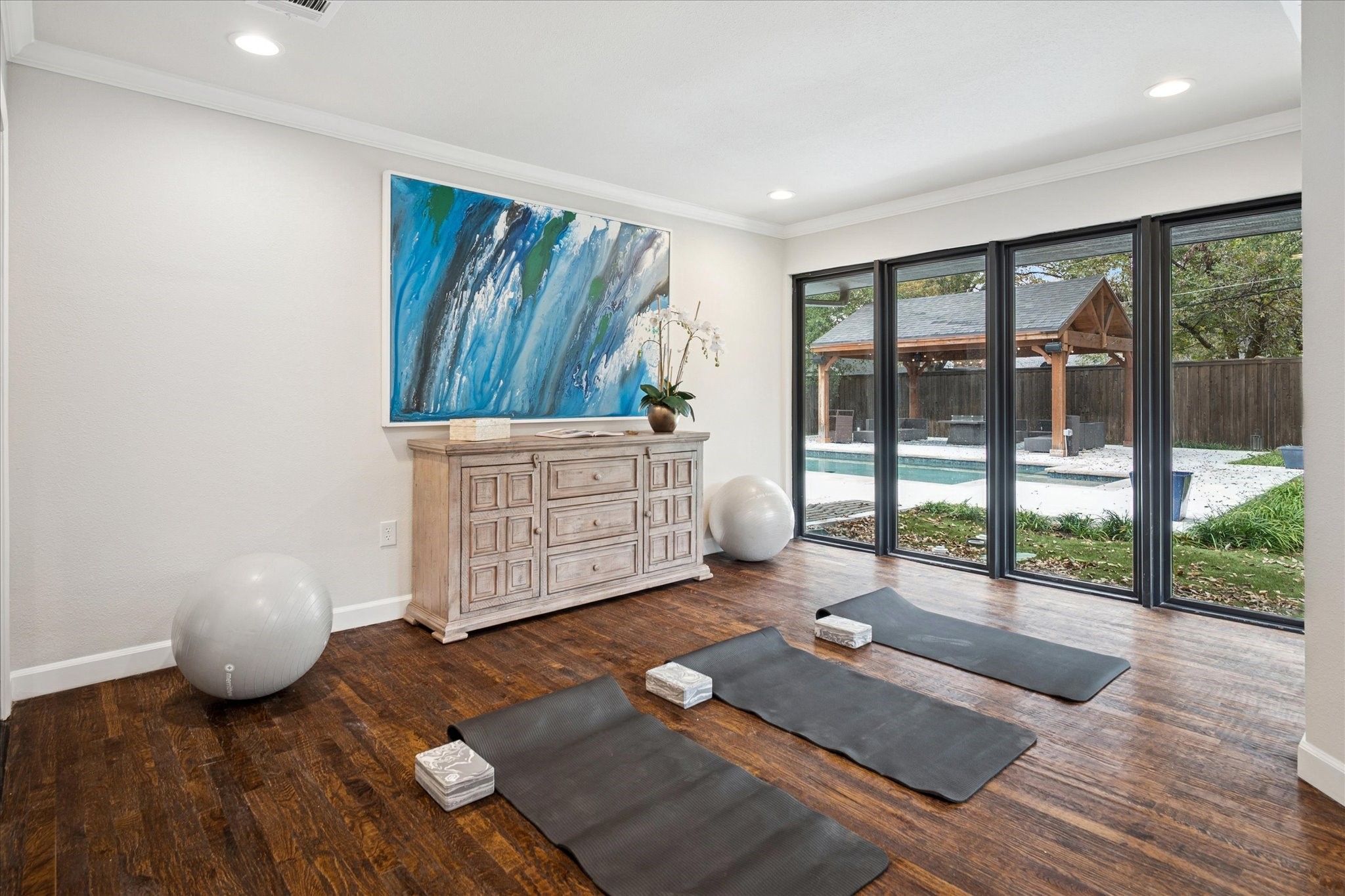 Dallas, Texas, 75230, United States, 4 Bedrooms Bedrooms, ,5 BathroomsBathrooms,Residential,For Sale,2003211