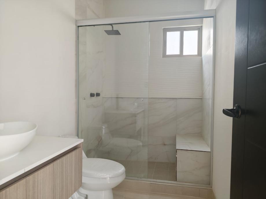 Torreón, Coahuila de Zaragoza, 27023, Mexico, 3 Bedrooms Bedrooms, ,2 BathroomsBathrooms,Residential,For Sale,1821052