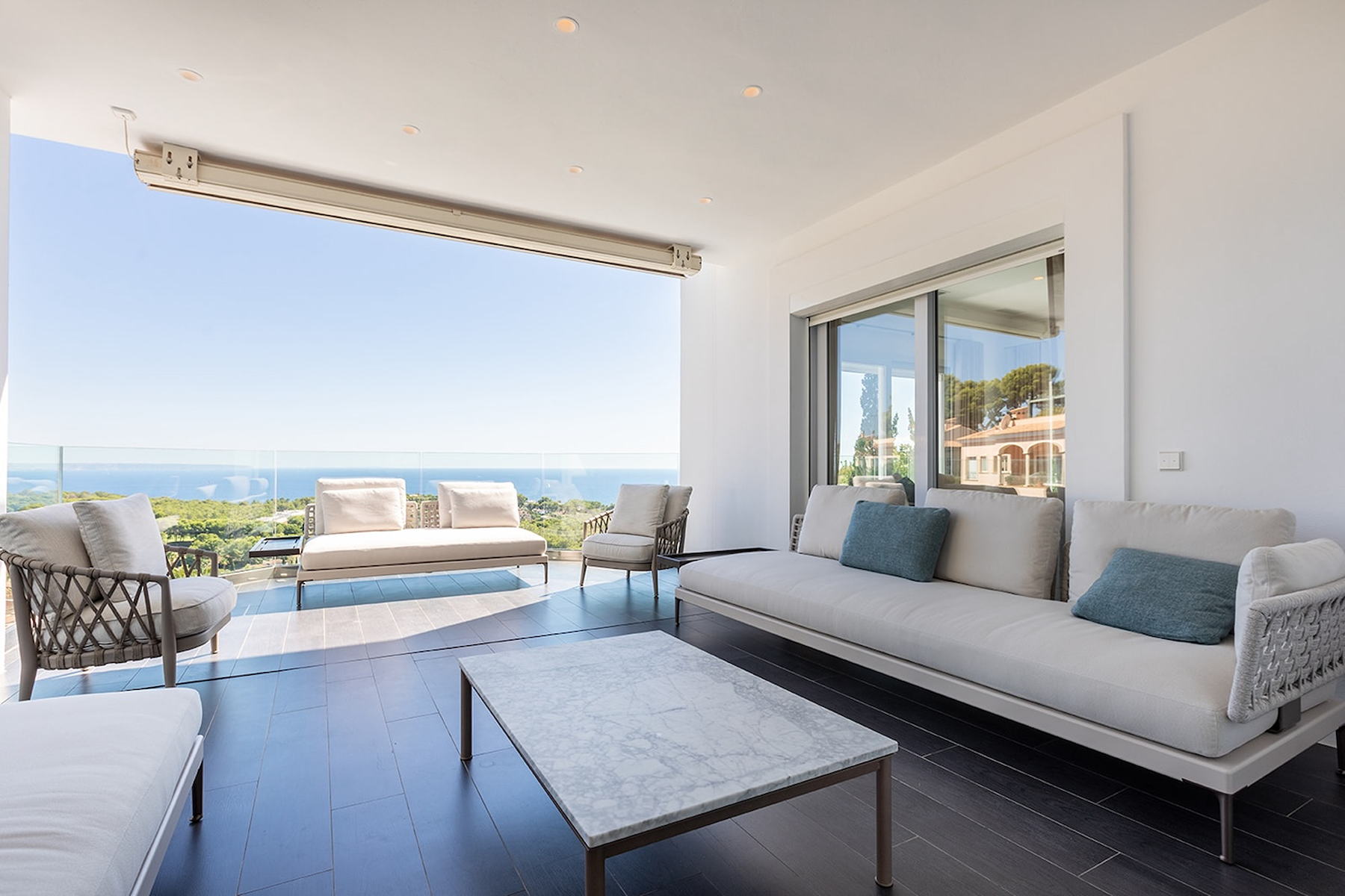  Mediterranean villa with pool and sea views in Bendinat - 物件實景