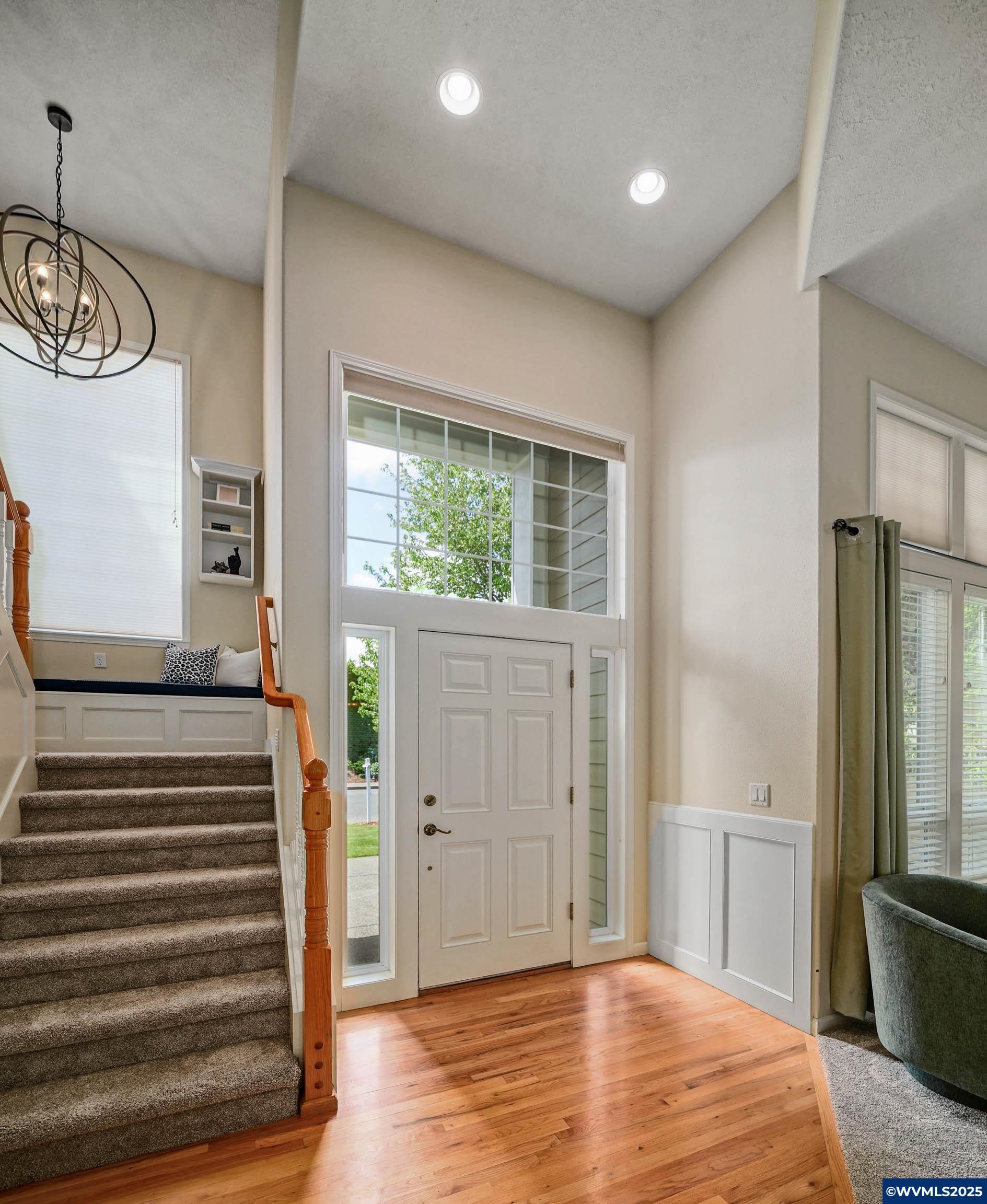 Salem, Oregon, 97306, United States, 5 Bedrooms Bedrooms, ,4 BathroomsBathrooms,Residential,For Sale,1786457
