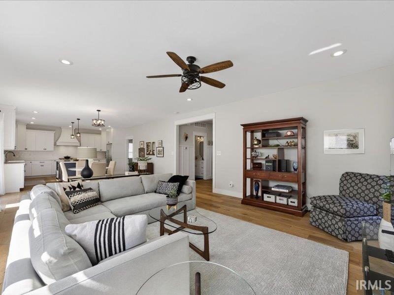 Bloomington, Indiana, 47404, United States, 4 Bedrooms Bedrooms, ,3 BathroomsBathrooms,Residential,For Sale,2049125