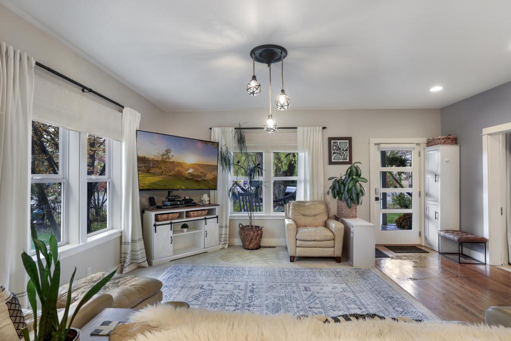 Bellevue, Idaho, 83313, United States, 4 Bedrooms Bedrooms, ,3 BathroomsBathrooms,Residential,For Sale,1989218