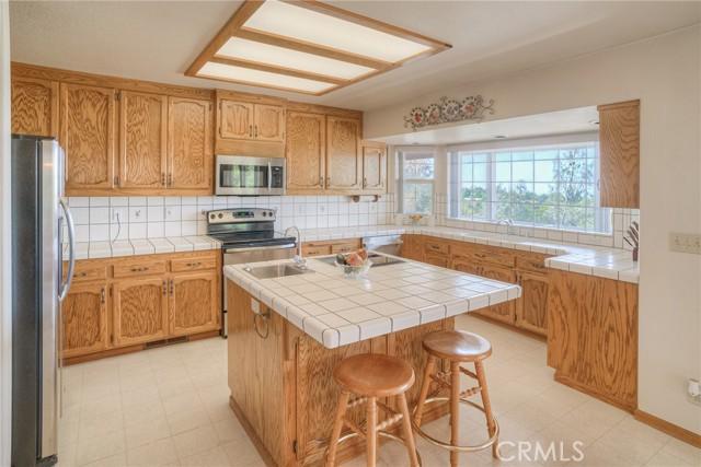 Oroville, California, 95966, United States, 3 Bedrooms Bedrooms, ,3 BathroomsBathrooms,Residential,For Sale,1927814