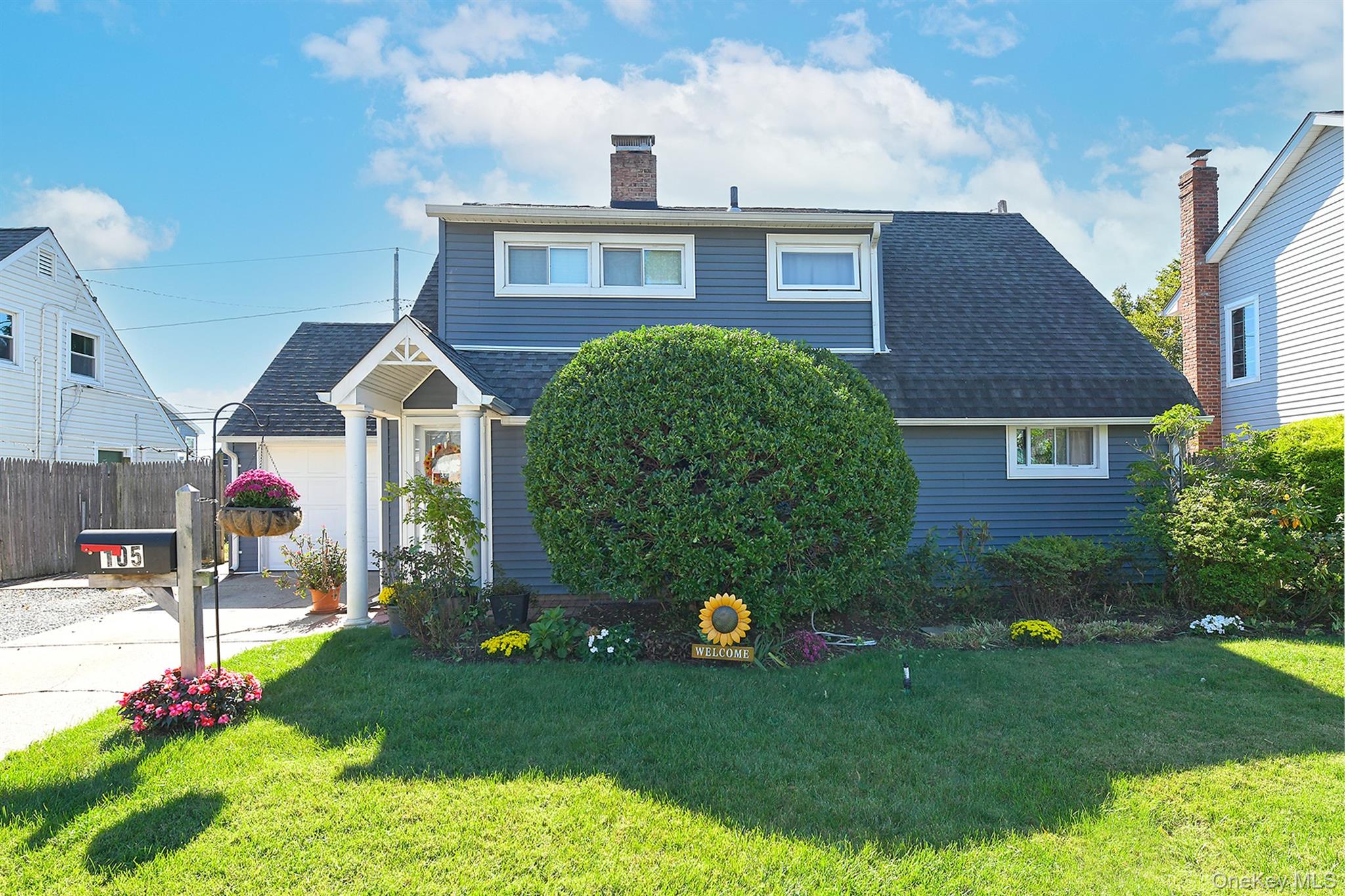 Bucket Ln, Levittown, NY 11756 #1