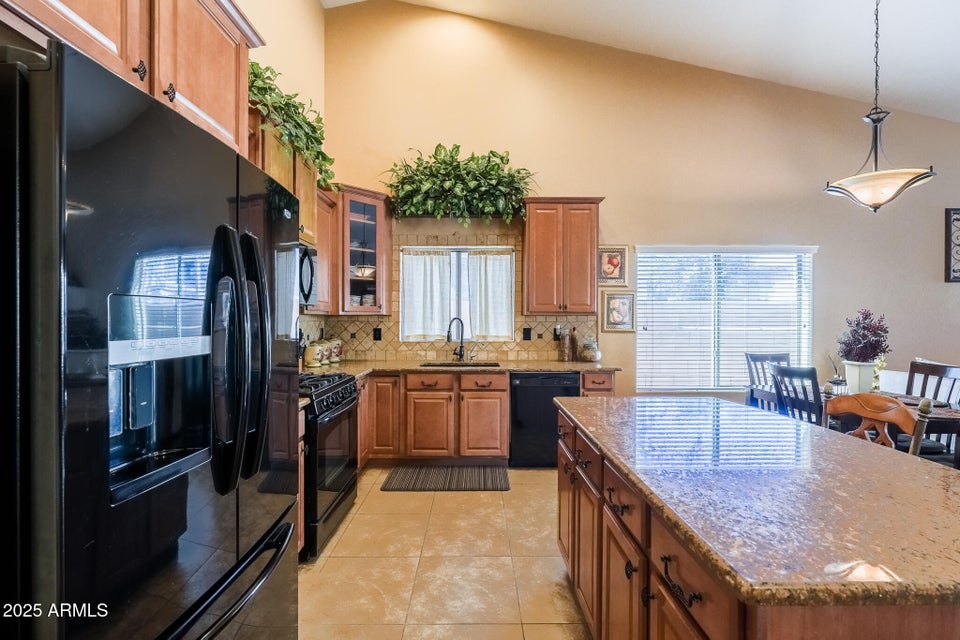 Surprise, Arizona, 85379, United States, 4 Bedrooms Bedrooms, ,Residential,For Sale,2005170