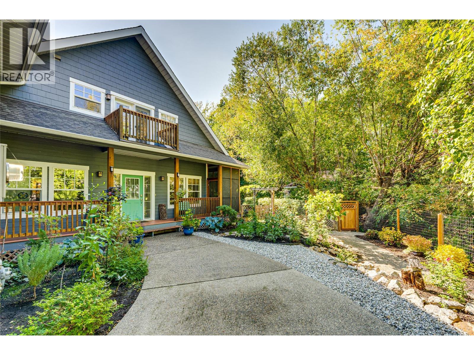 VERNON, British Columbia, V1T 2P9, CA, 5 Bedrooms Bedrooms, ,4 BathroomsBathrooms,Residential,For Sale,1948621