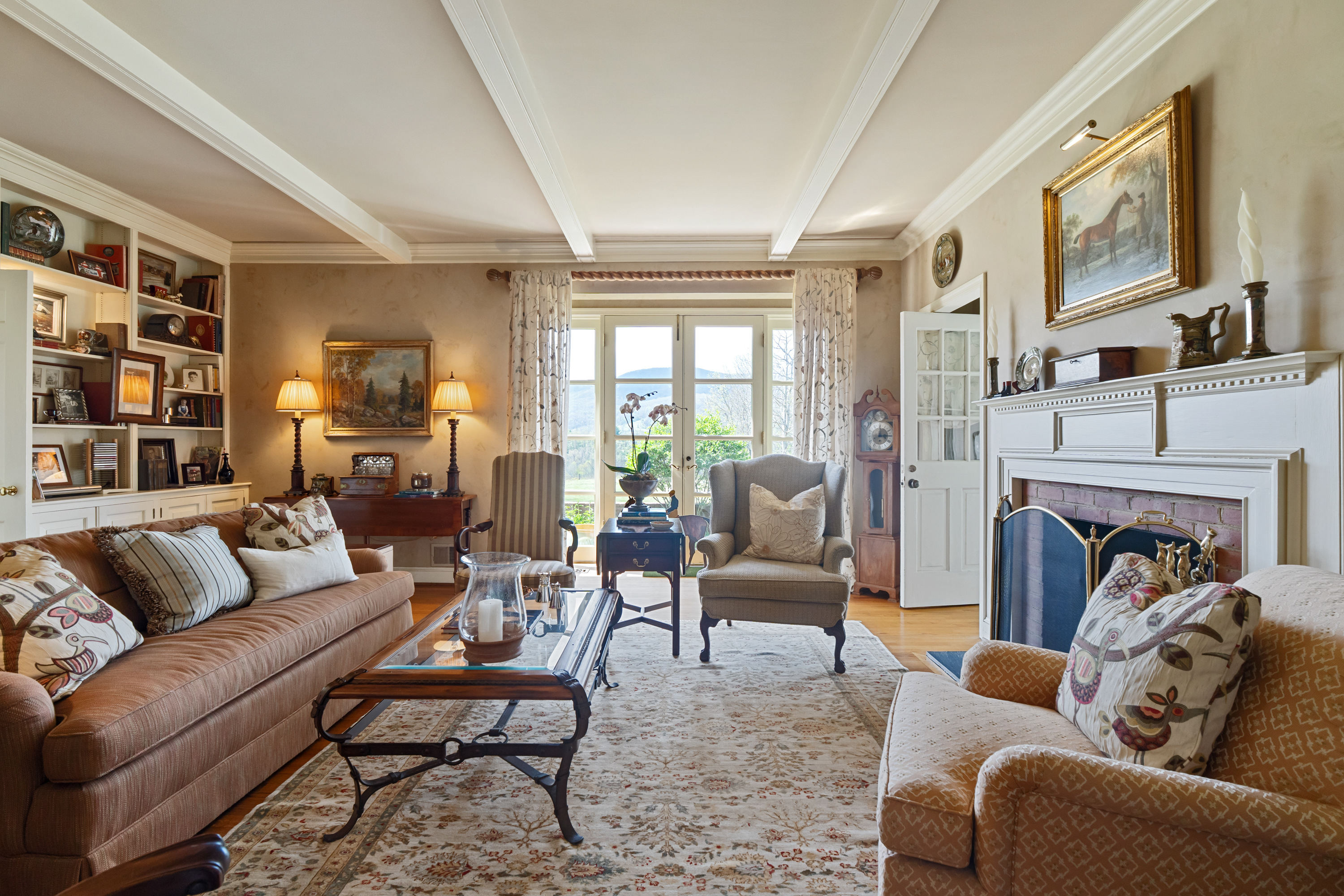  5614 Hot Springs Rd - 物件實景