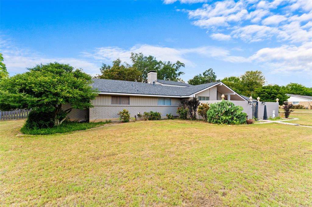 Duncanville, Texas, 75137, United States, 4 Bedrooms Bedrooms, ,3 BathroomsBathrooms,Residential,For Sale,1993899