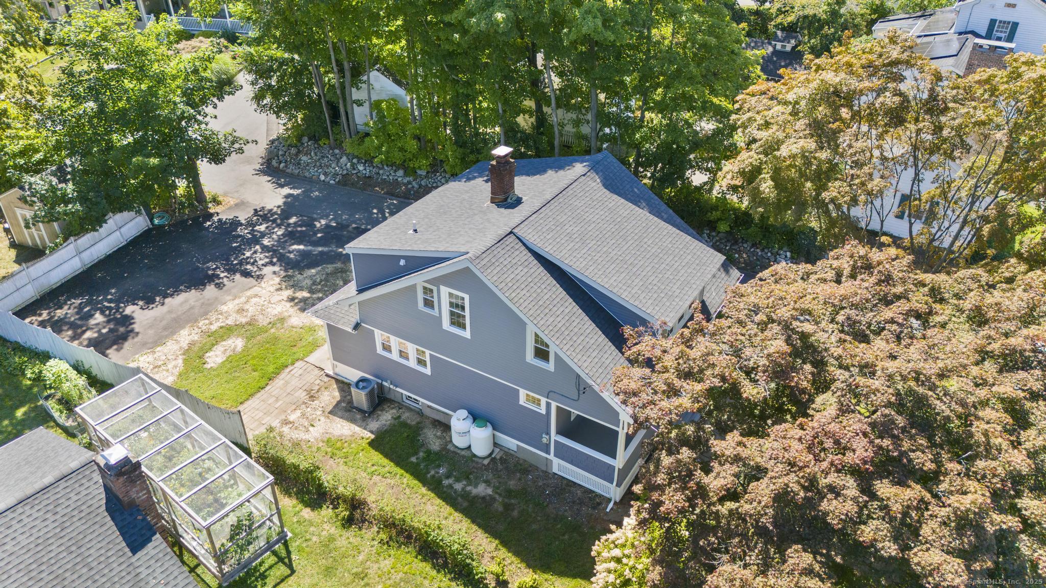 Milford, Connecticut, 06460, United States, 3 Bedrooms Bedrooms, ,3 BathroomsBathrooms,Residential,For Sale,1924915