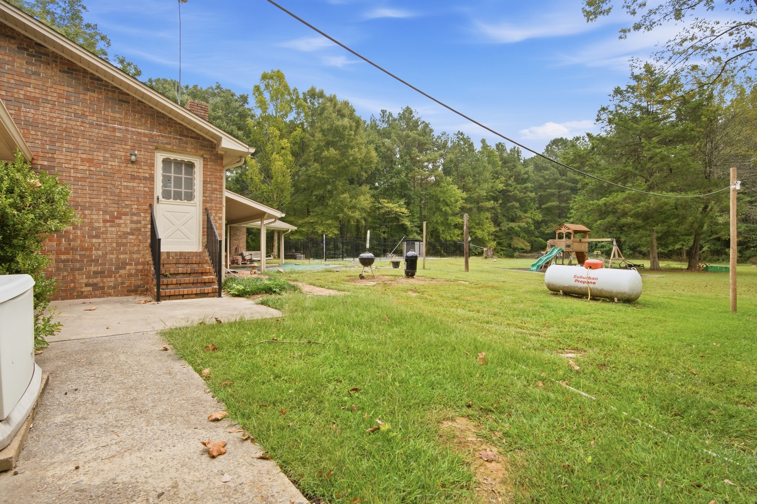  2306 Bethel Road NE - 物件實景