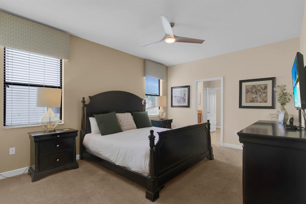 Davenport, Florida, 33896, United States, 8 Bedrooms Bedrooms, ,5 BathroomsBathrooms,Residential,For Sale,1827477