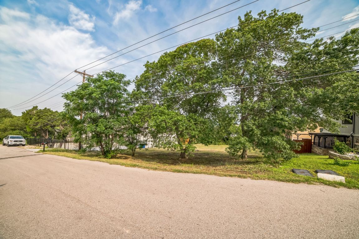 Austin, Texas, 78732, United States, ,Land,For Sale,1820952