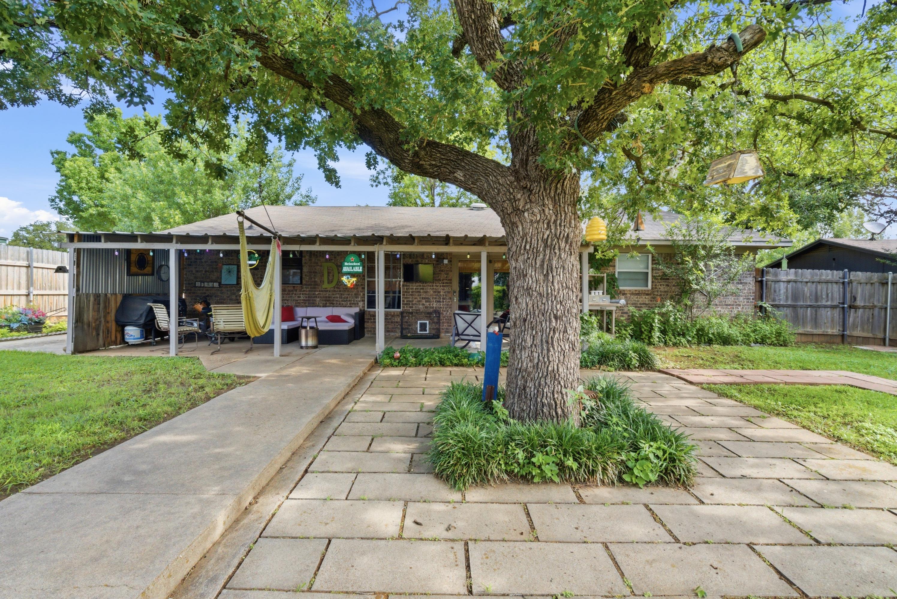  1508 Avenue D, Graham, TX, 76450 - 物件實景