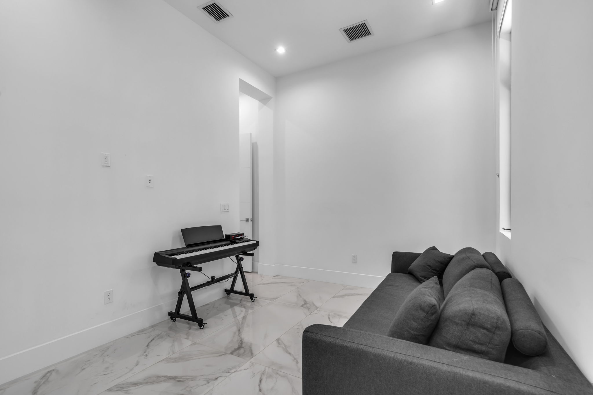  1010 Genoa St, Coral Gables, FL, 33134 - 物件實景