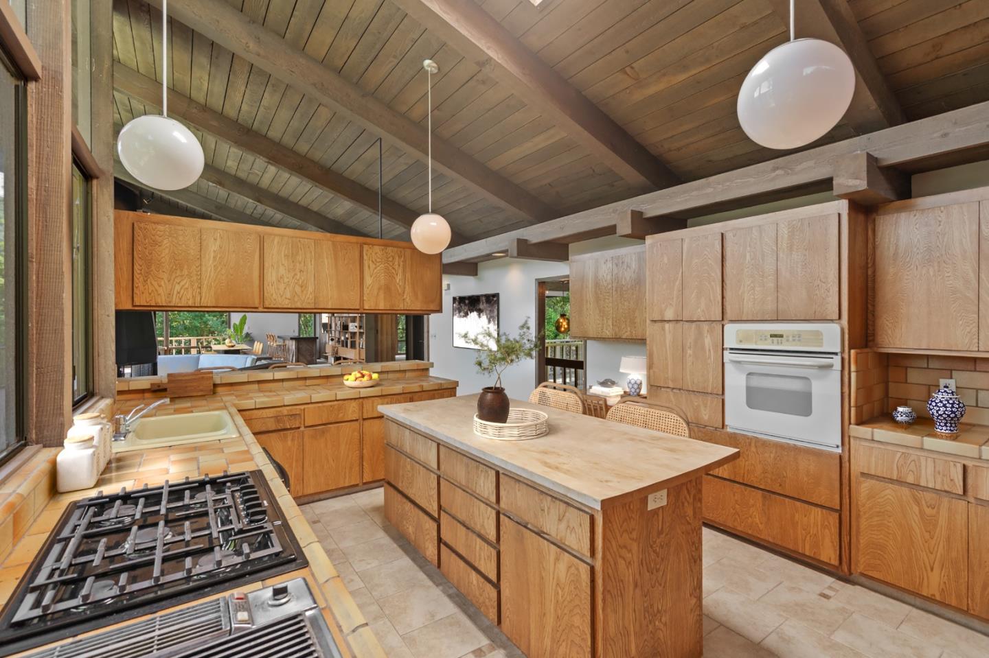 Portola Valley, California, 94028, United States, 3 Bedrooms Bedrooms, ,3 BathroomsBathrooms,Residential,For Sale,1991576