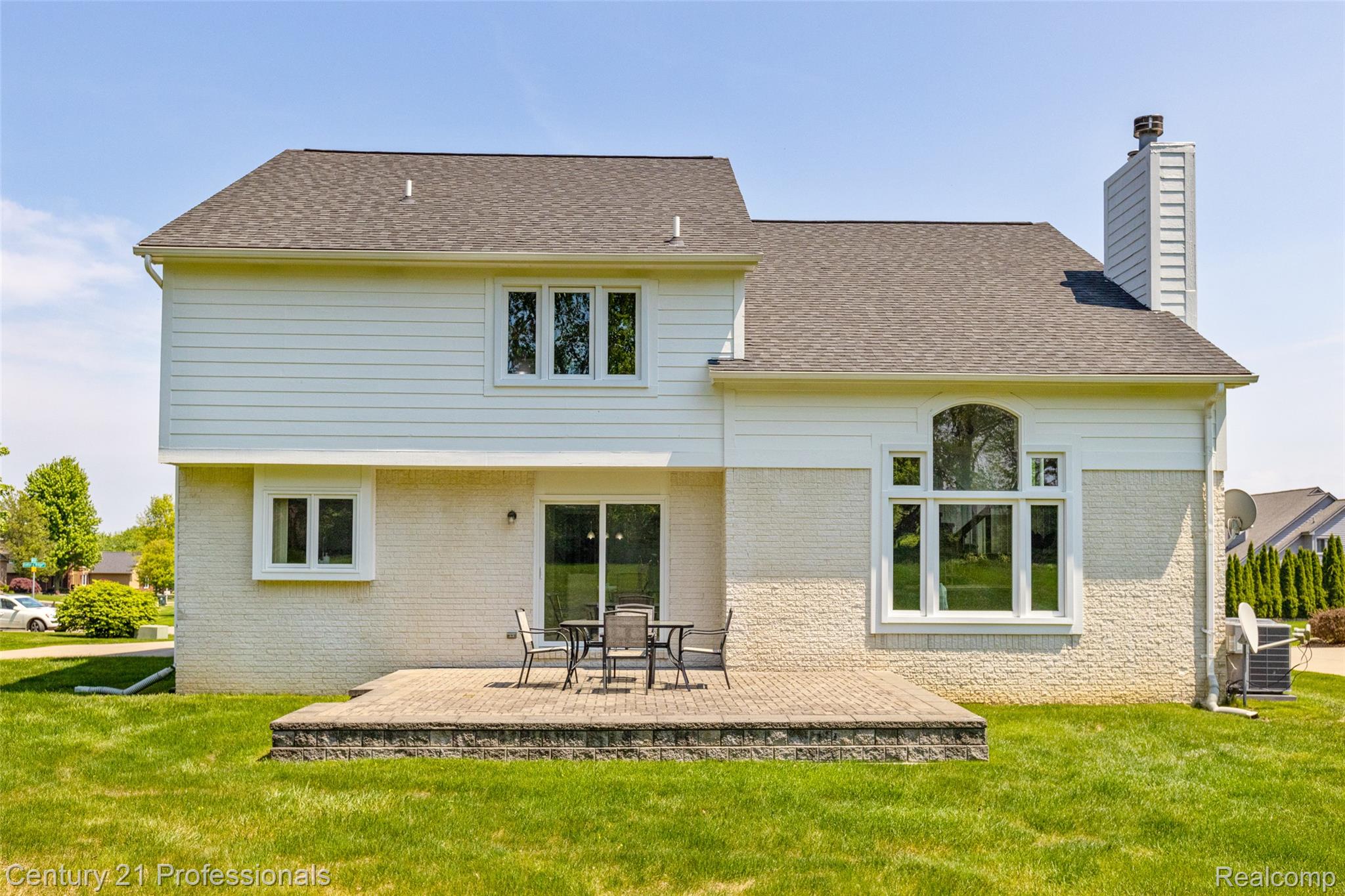LakeOrion, Michigan, 48359, United States, 4 Bedrooms Bedrooms, ,3 BathroomsBathrooms,Residential,For Sale,1905750