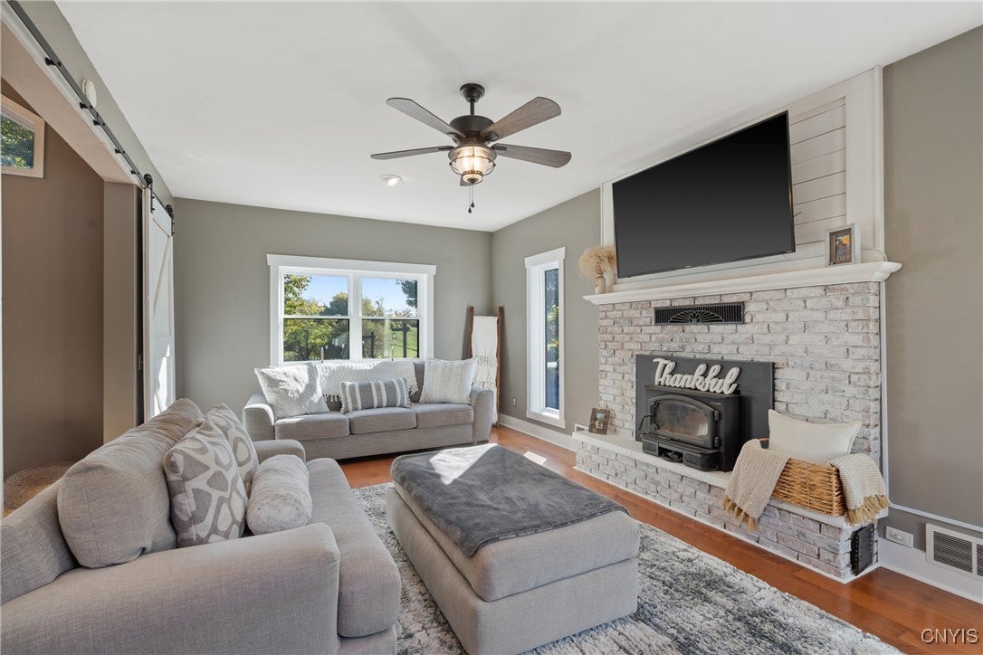 Oswego, New York, 13126, United States, 3 Bedrooms Bedrooms, ,2 BathroomsBathrooms,Residential,For Sale,1975091