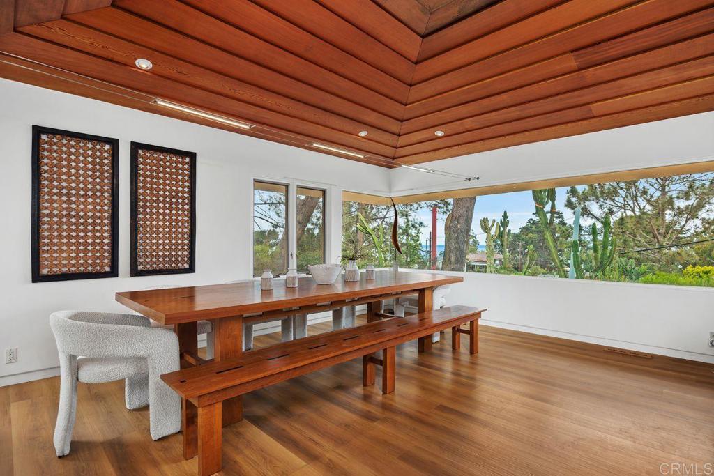 Del Mar, California, 92014, United States, 5 Bedrooms Bedrooms, ,5 BathroomsBathrooms,Residential,For Sale,1837047