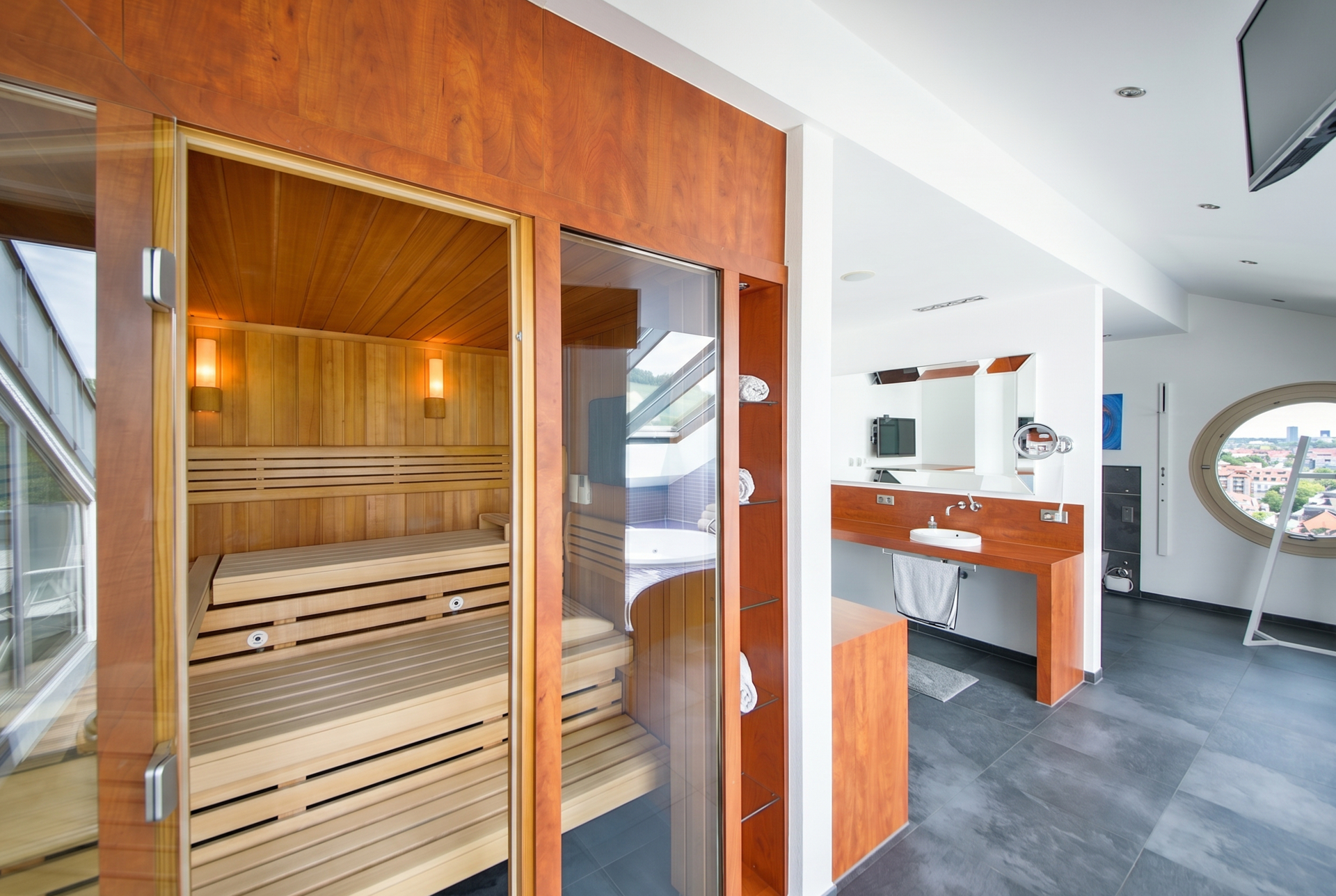  A property of exceptional quality in one of the most sought-after areas - 物件實景